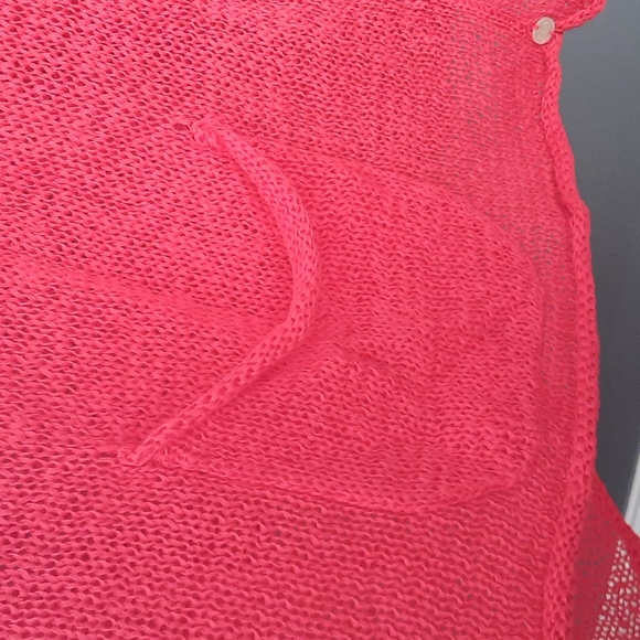 Coral red sweater - Picture 2 of 4